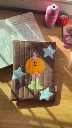 MISS PUMPKIN BOOK SLEEVE