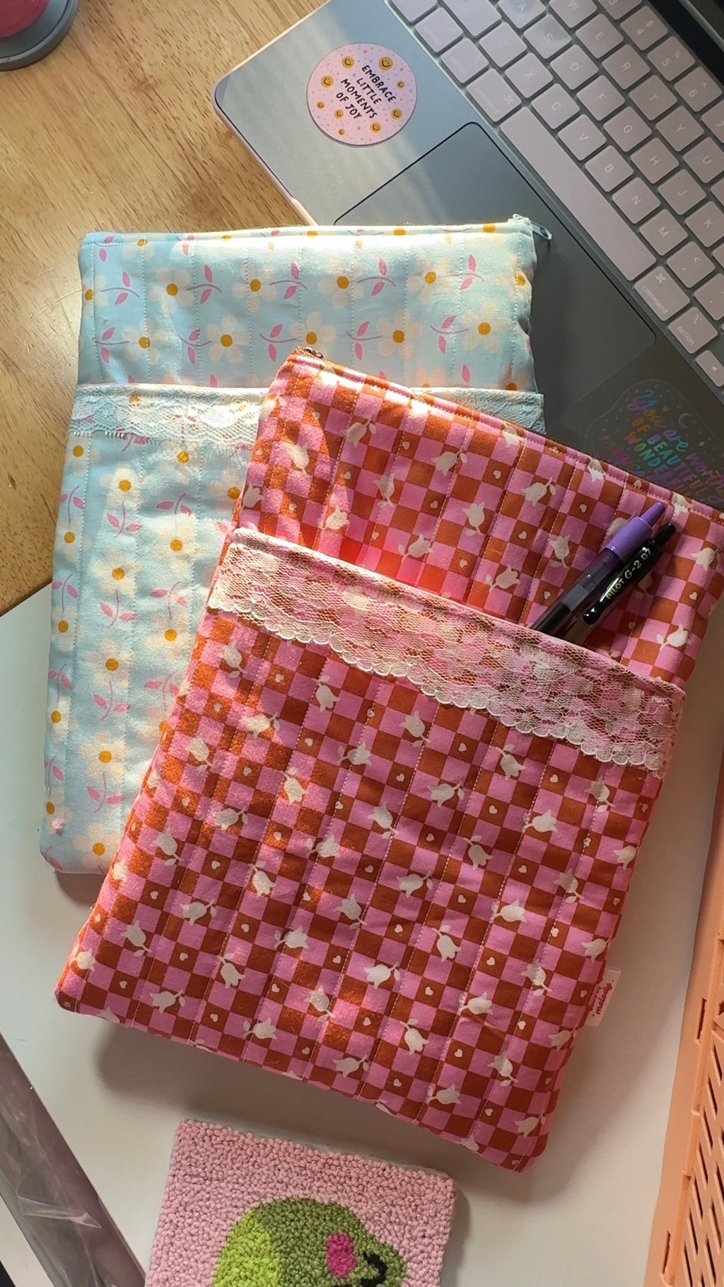 PINK CHECKERED WITH POCKET SLEEVE